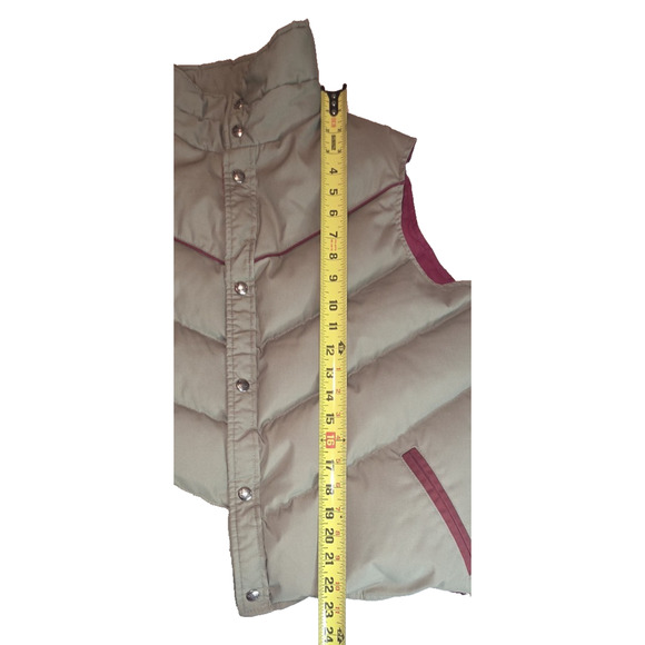Vintage Woolrich Puffer Down Vest Jacket Beige Insulated Button-Up M/L - Picture 8 of 9